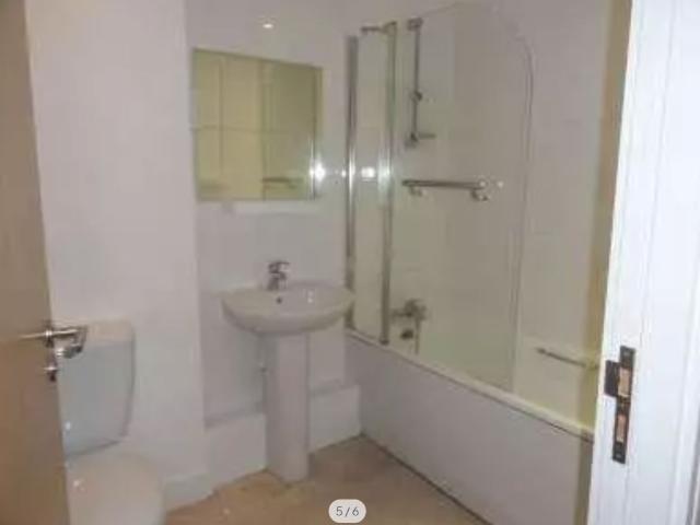 2 bed flat for sale