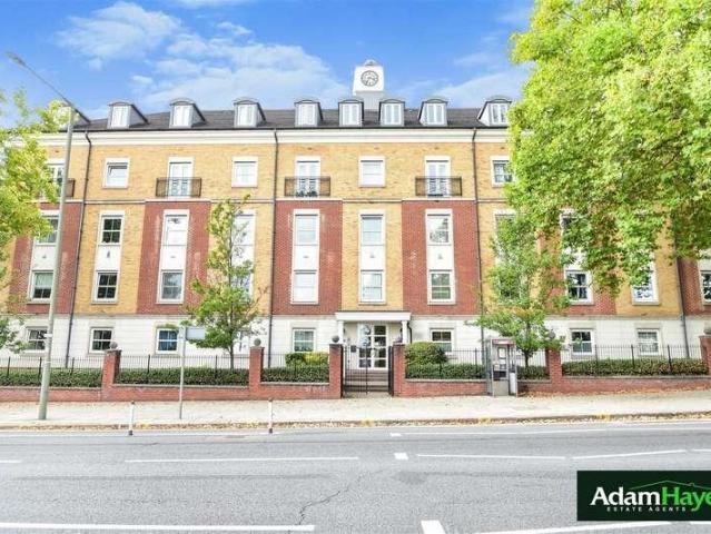 2 bed flat for sale