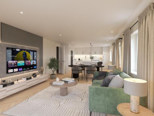 2 bed flat for sale