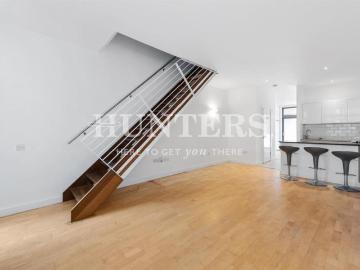 2 bed flat for sale