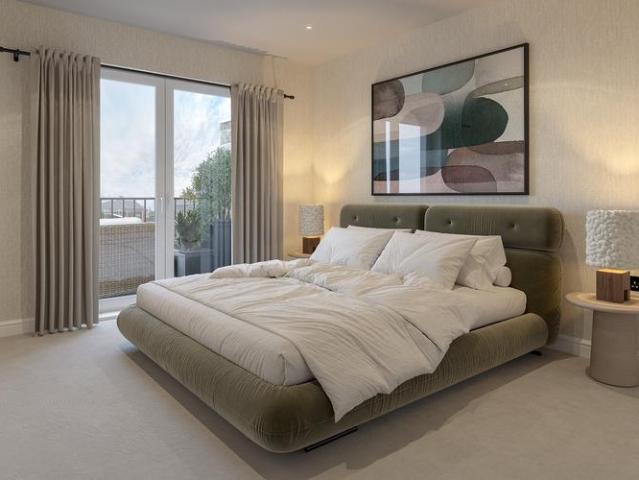 2 bed flat for sale
