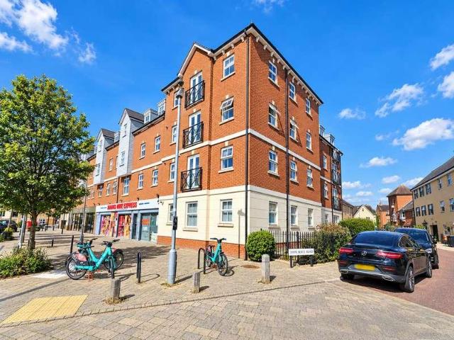 2 bed flat for sale