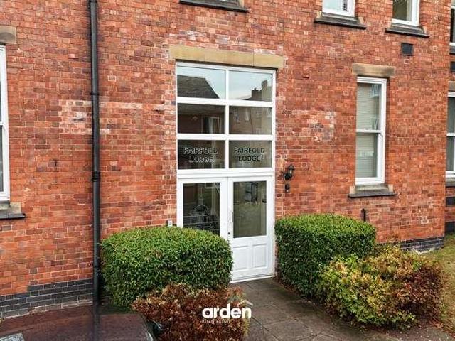 2 bed flat for sale
