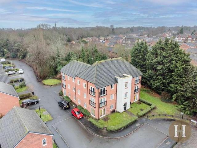 2 bed flat for sale