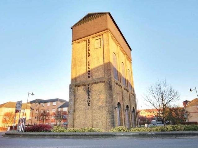 2 bed flat for sale