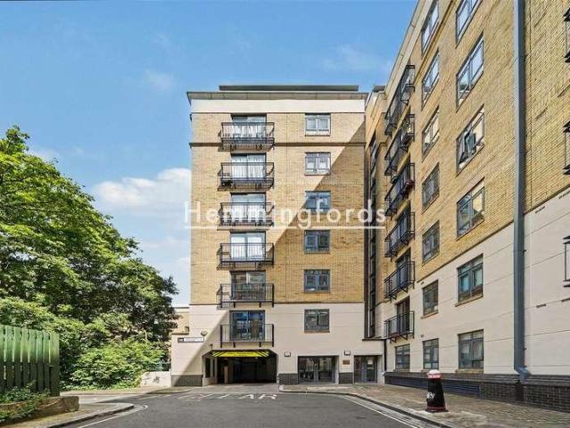 2 bed flat for sale