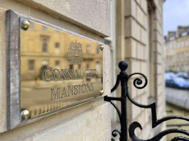 2 bed flat for sale