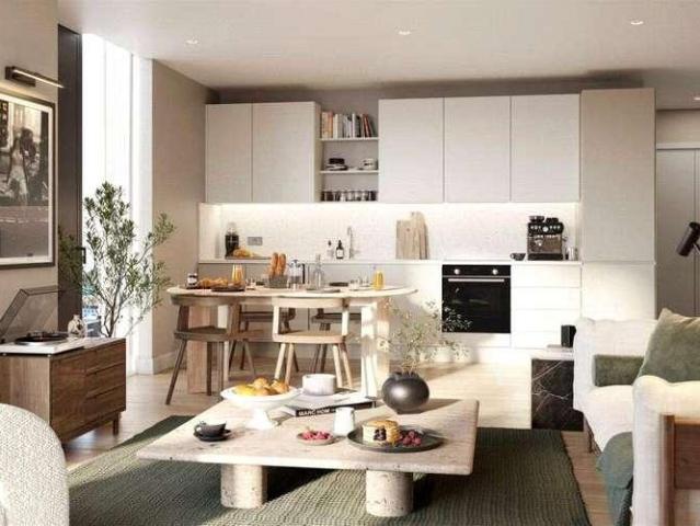 2 bed flat for sale