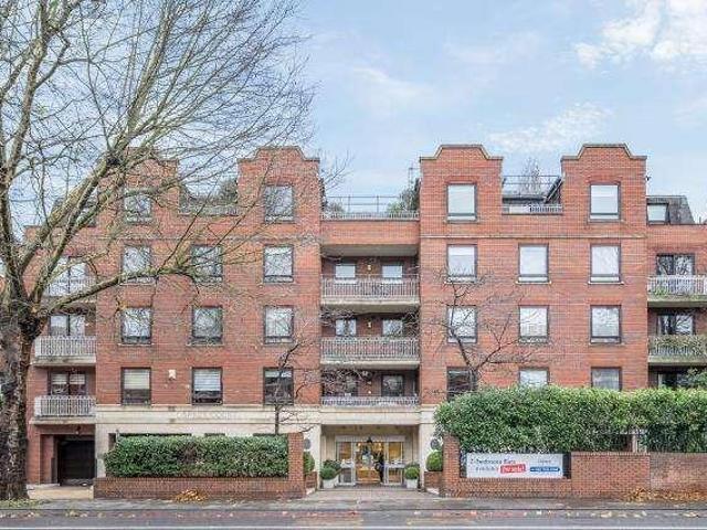 2 bed flat for sale