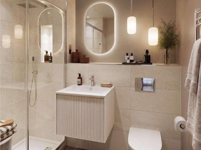 2 bed flat for sale