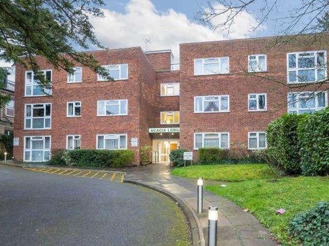 2 bed flat for sale