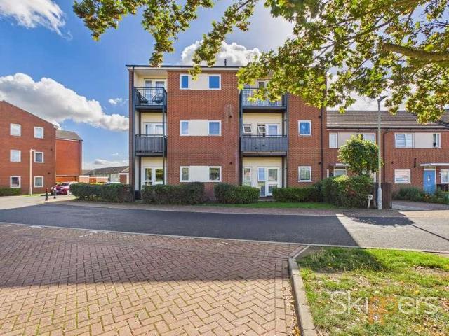 2 bed flat for sale