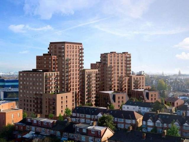 2 bed flat for sale