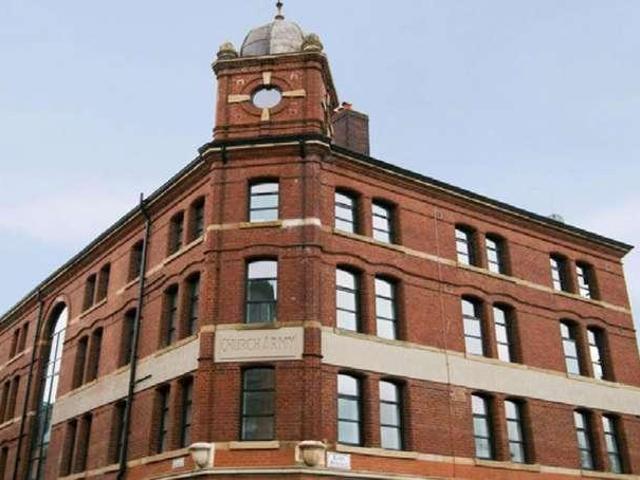 2 bed flat for sale