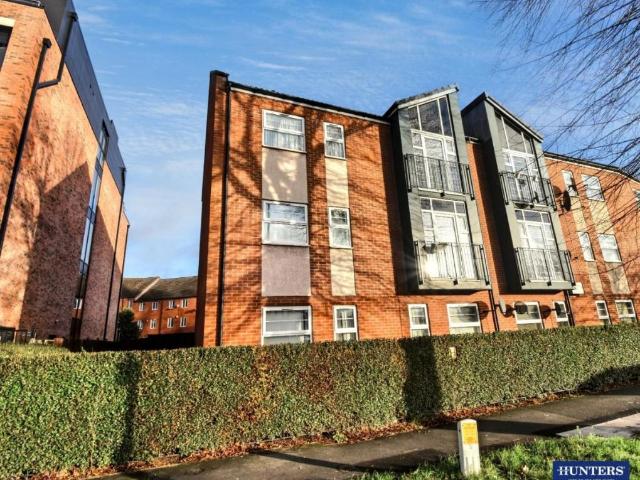 2 bed flat for sale