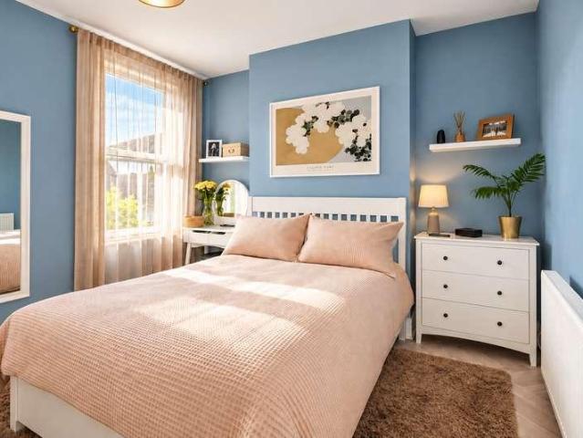 2 bed flat for sale