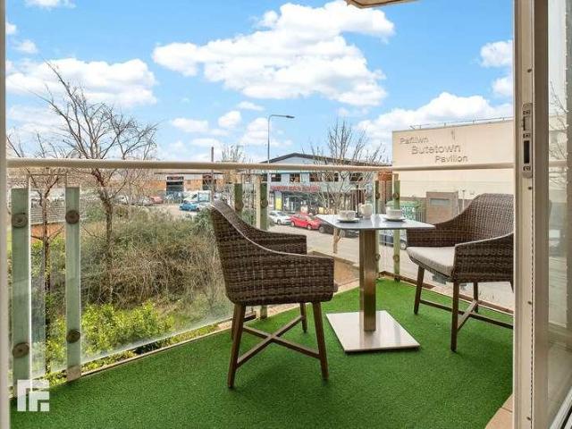 2 bed flat for sale