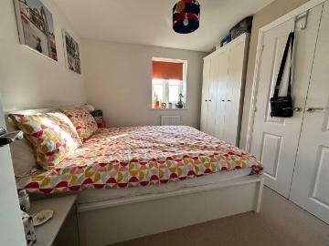 2 bed flat for sale