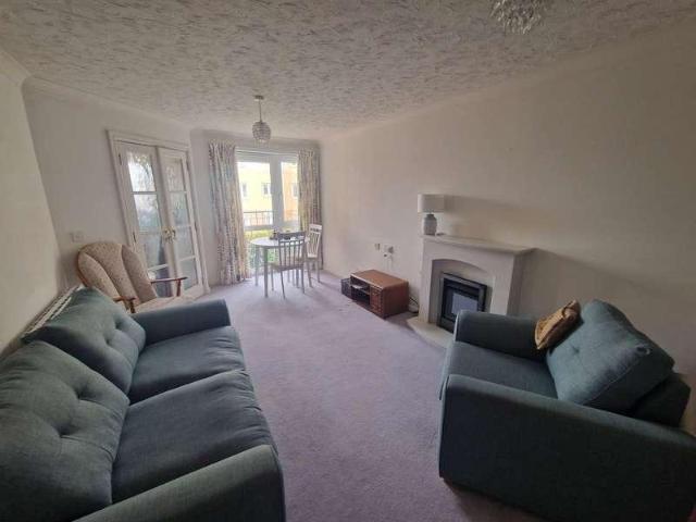 1 bed flat for sale