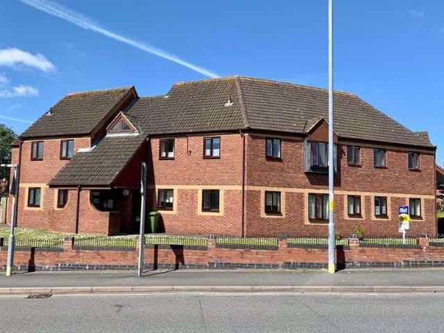 2 bed flat for sale