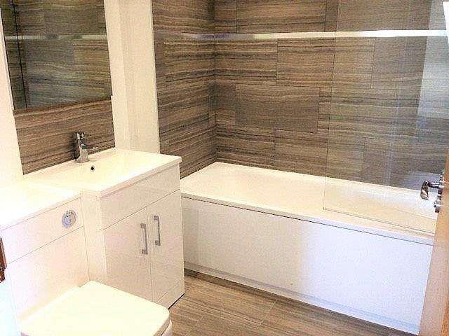 2 bed flat for sale