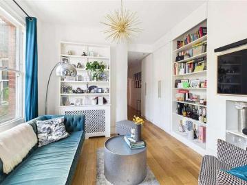 2 bed flat for sale