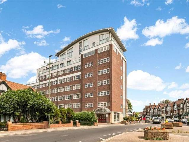 2 bed flat for sale