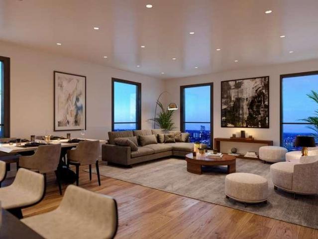 2 bed flat for sale