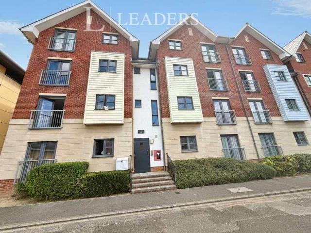 2 bed flat for sale