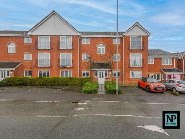 2 bed flat for sale