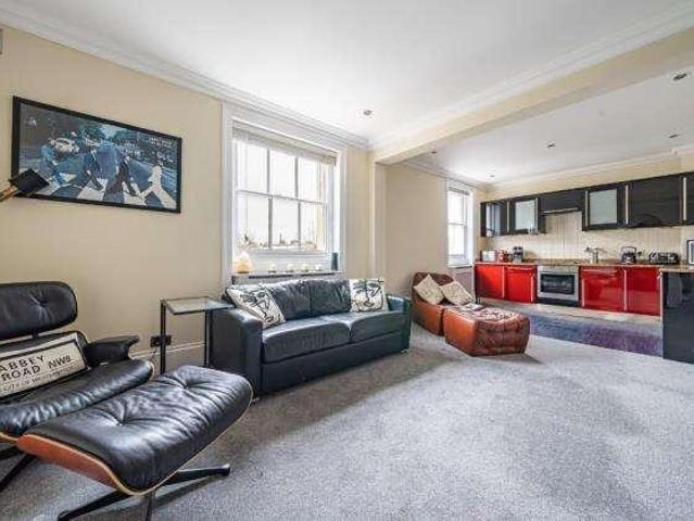 2 bed flat for sale