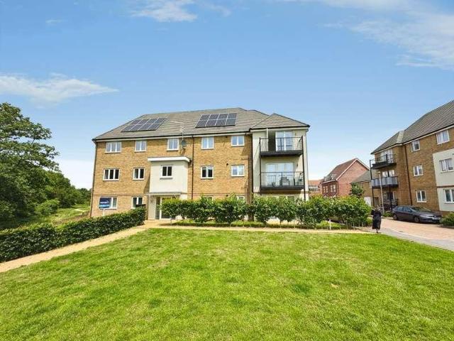 2 bed flat for sale