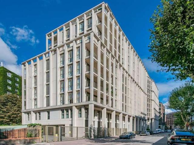 2 bed flat for sale