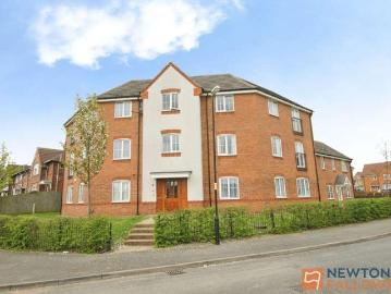 2 bed flat for sale