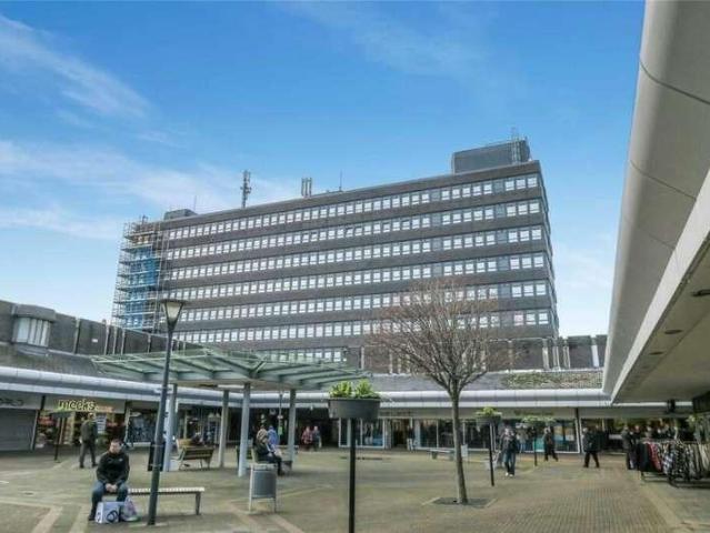 6 bed flat for sale