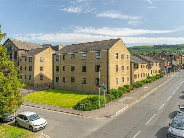 2 bed flat for sale
