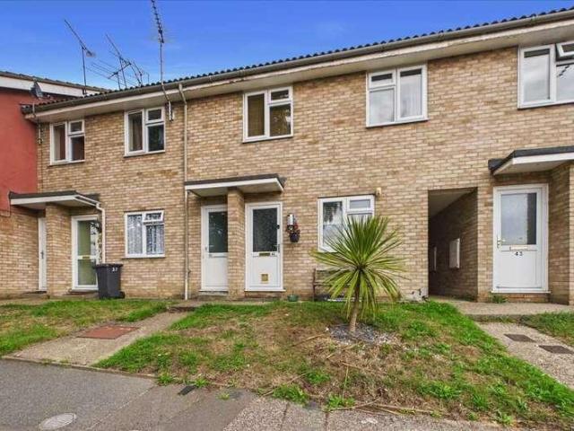 2 bed flat for sale