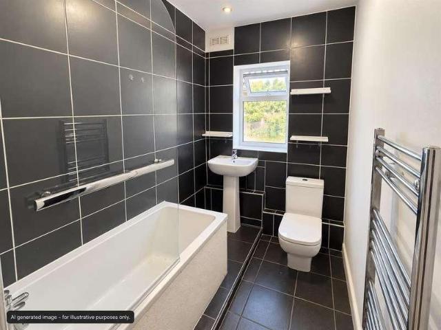 2 bed flat for sale