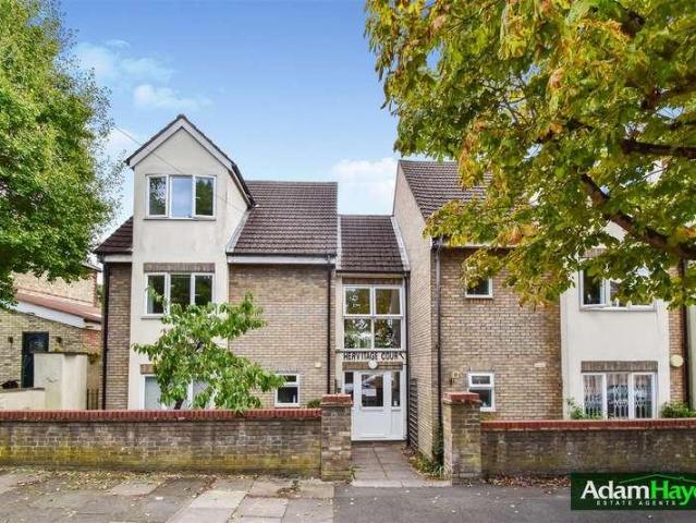 2 bed flat for sale