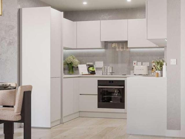 2 bed flat for sale