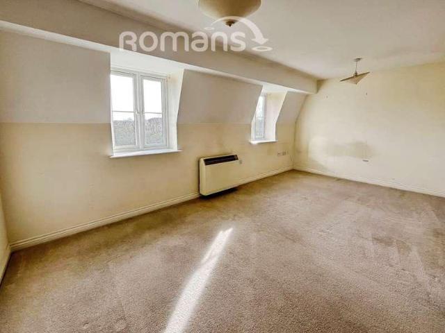 2 bed flat for sale