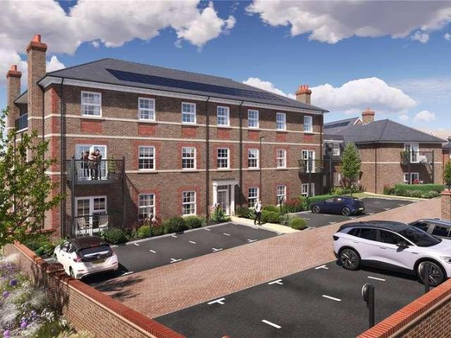 2 bed flat for sale