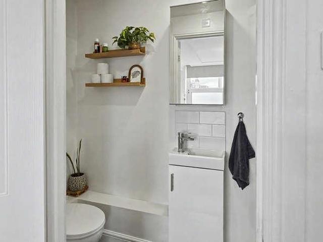 2 bed flat for sale