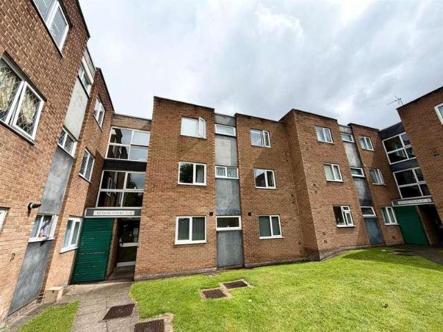 2 bed flat for sale