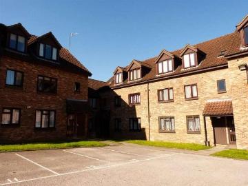 2 bed flat for sale