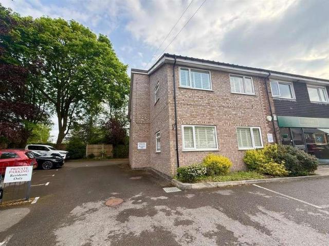 2 bed flat for sale