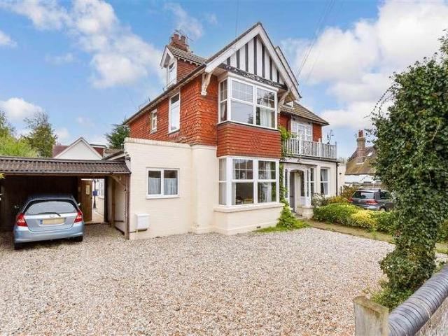 2 bed flat for sale