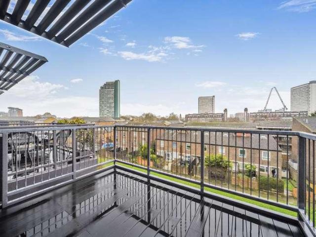 2 bed flat for sale