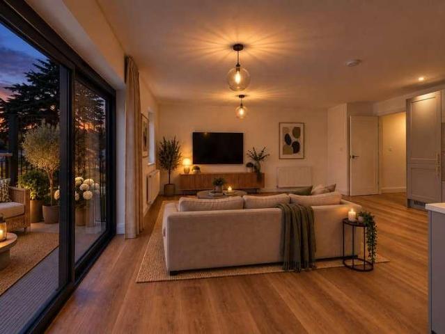 2 bed flat for sale