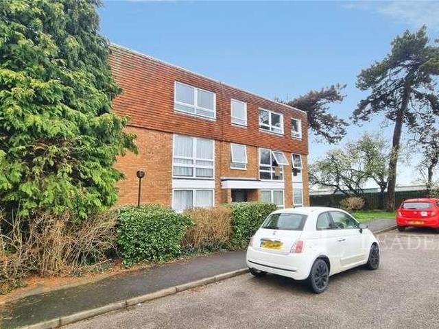2 bed flat for sale
